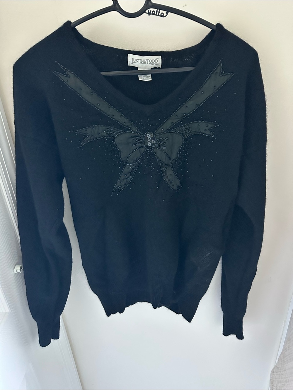 Justin Boots Black V-Neck Sweater with Bow Applique
